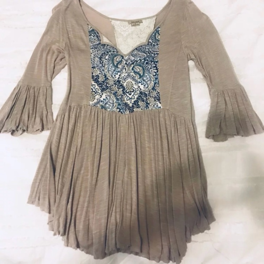 Anamá Bell Sleeve Tunic